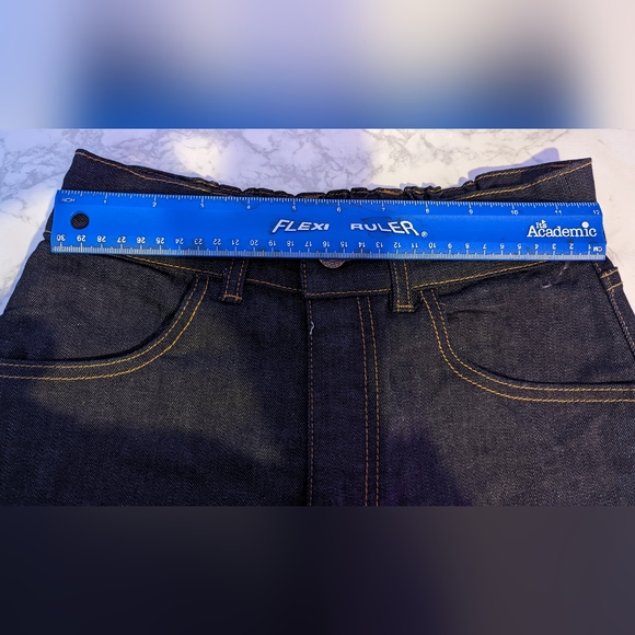 Laura Byrns Love Your Body Premium Stretch Denim Fitted 4-Pocket Jeans - Picture 8 of 9